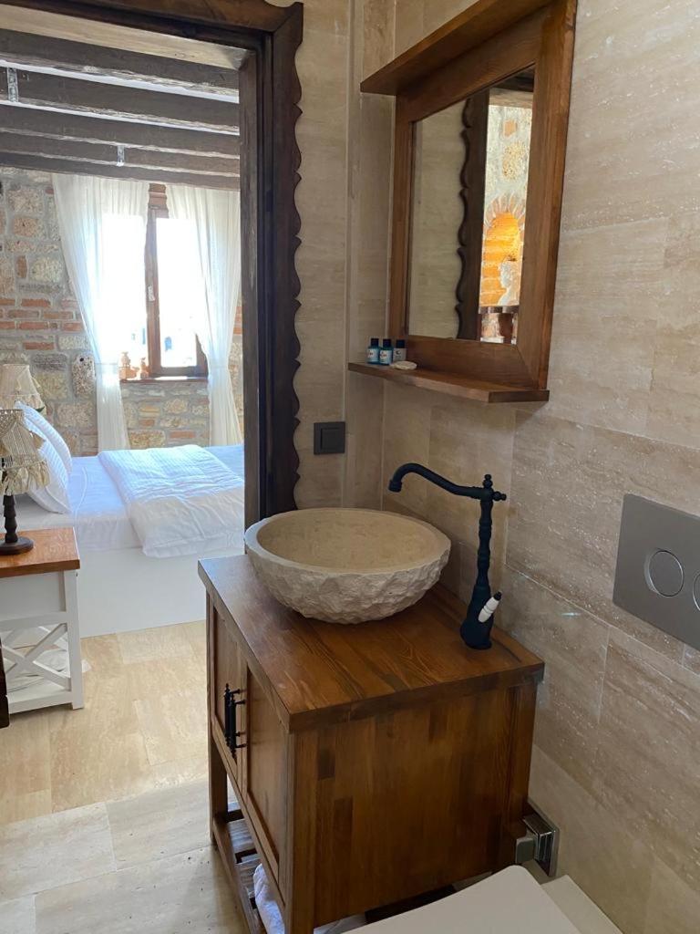 Hotel Ionia Liberty Stone Foça Esterno foto